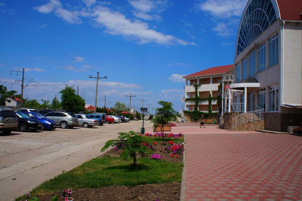 Радуга Курортная Гостиница Zatoka Dış mekan fotoğraf